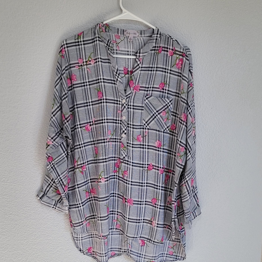 Lightweight long sleeve shirt